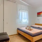 House Miljkovica Apartamento