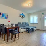 House Miljkovica Apartamento