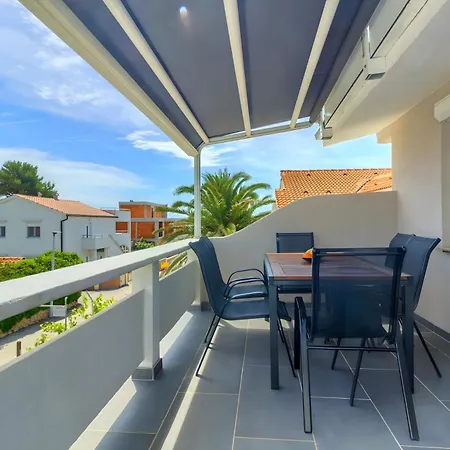 House Miljkovica Apartamento Vir