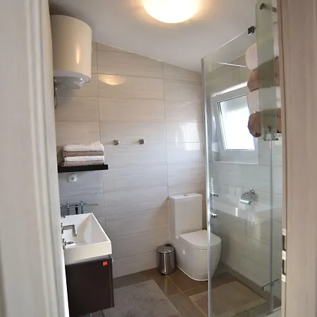 House Miljkovica * Vir