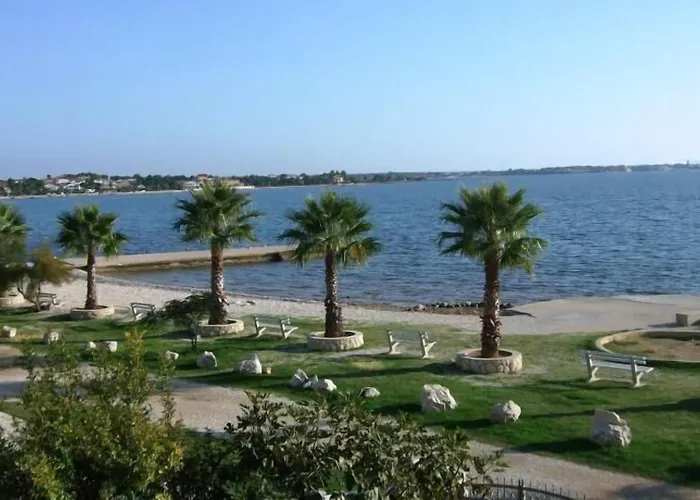 House Miljkovica 아파트 *